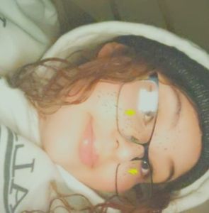 Meet your Posher, Elisa